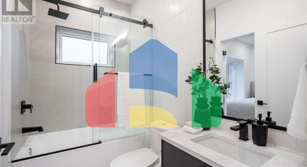 Residential - Condo/Apartment - Vancouver, Canada - Canada