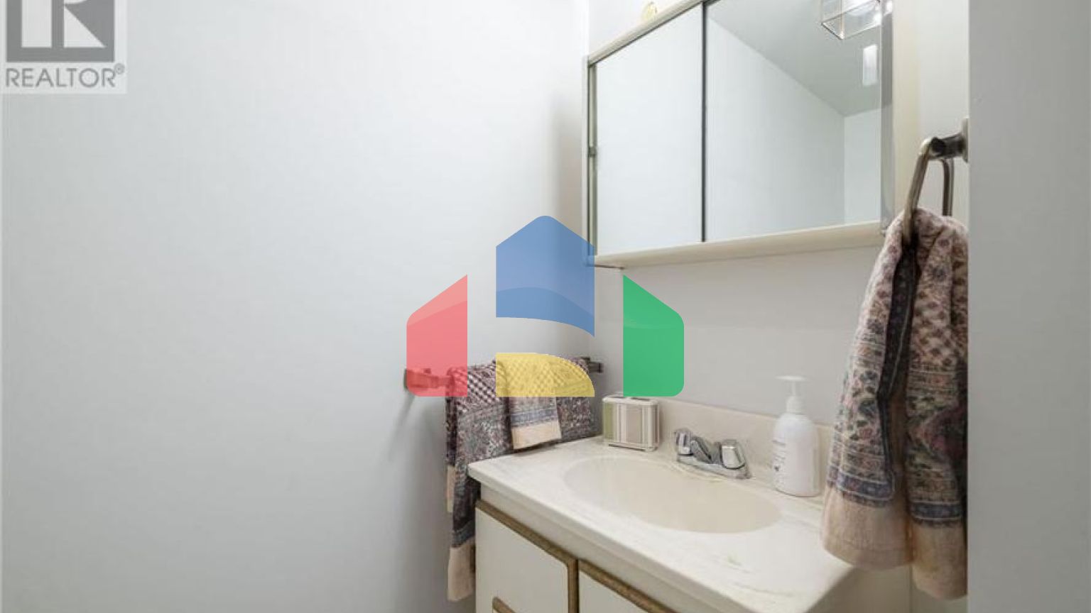 Residential - Single Family Home - Vancouver, Canada - Canada