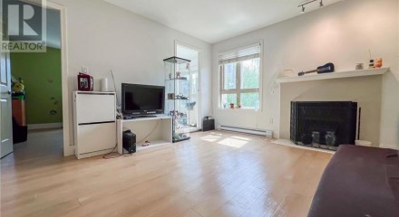 Residential - Condo/Apartment - Vancouver, Canada - Canada
