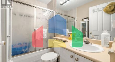 Residential - Single Family Home - Vancouver, Canada - Canada