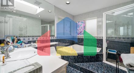 Residential - Single Family Home - Vancouver, Canada - Canada