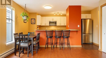 Residential - Condo/Apartment - Vancouver, Canada - Canada