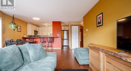 Residential - Condo/Apartment - Vancouver, Canada - Canada