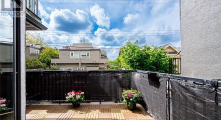 Residential - Condo/Apartment - Vancouver, Canada - Canada