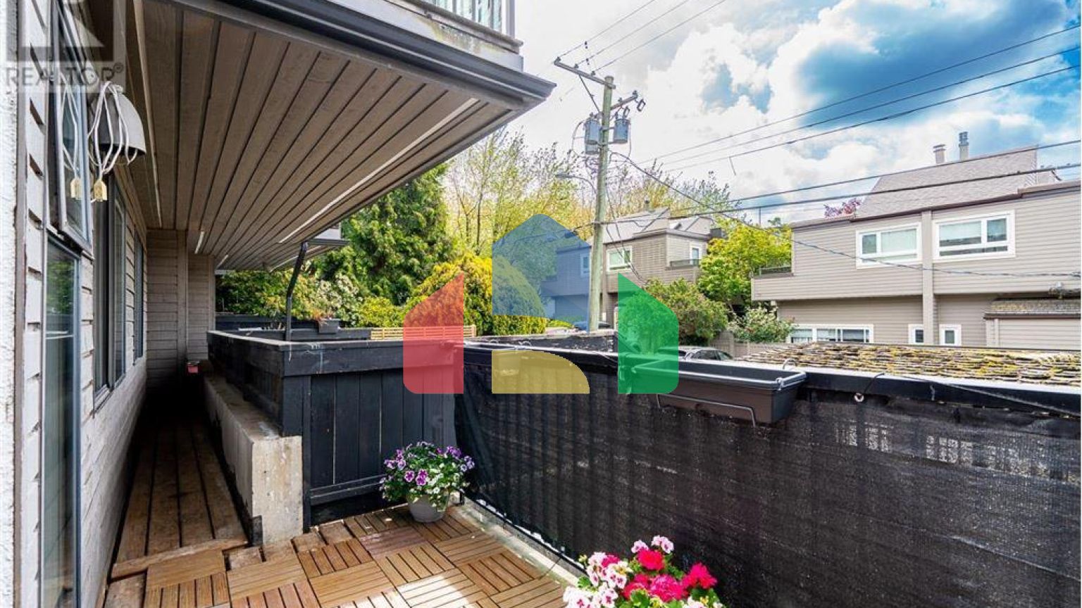 Residential - Condo/Apartment - Vancouver, Canada - Canada