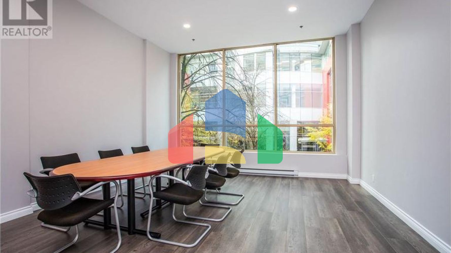 Residential - Condo/Apartment - Vancouver, Canada - Canada