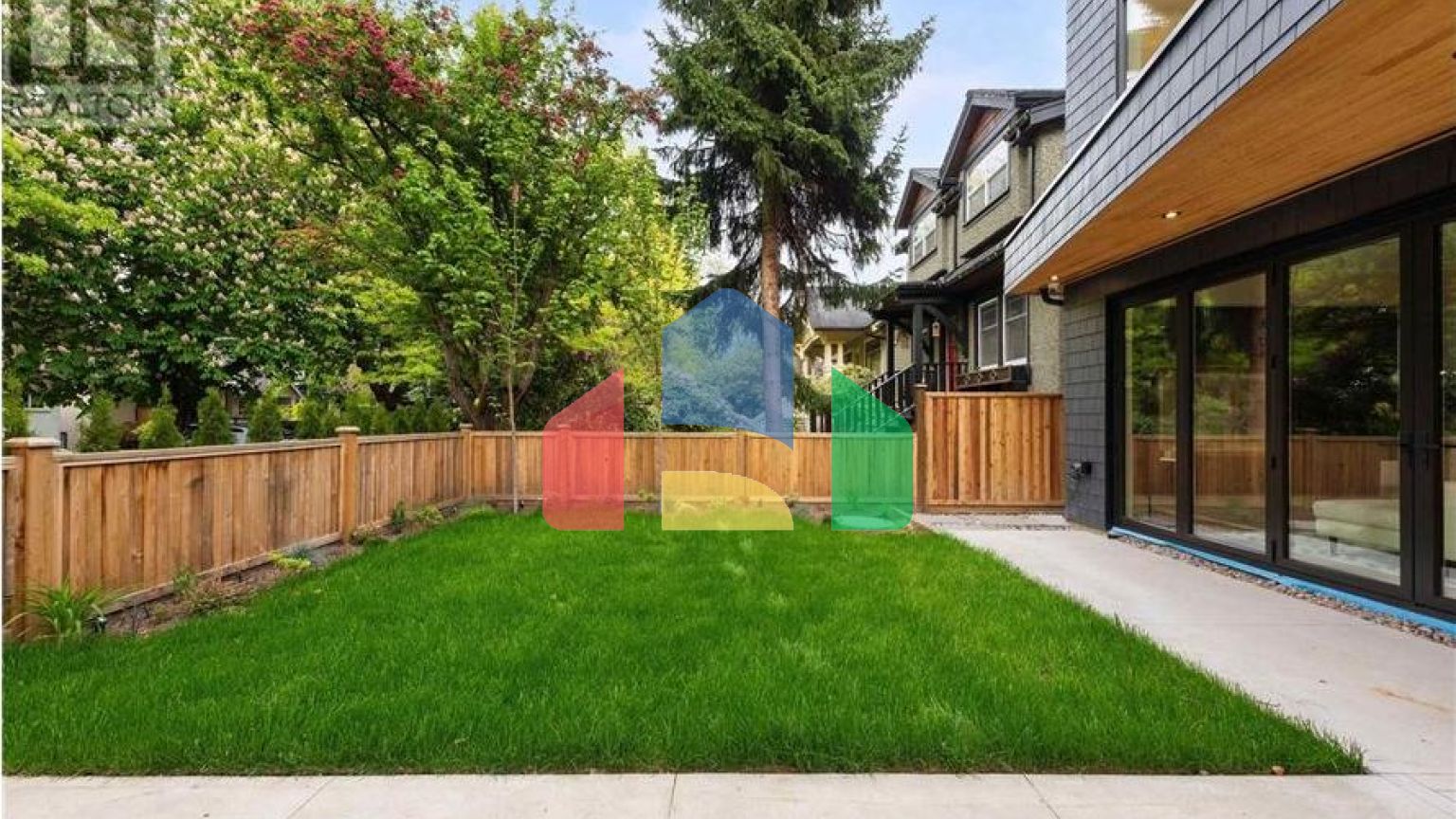 Residential - Condo/Apartment - Vancouver, Canada - Canada