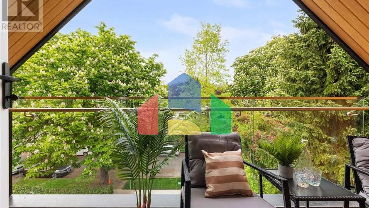 Residential - Condo/Apartment - Vancouver, Canada - Canada