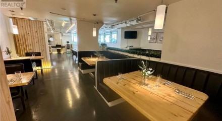 Commercial - Commercial/Retail - Vancouver, Canada - Canada