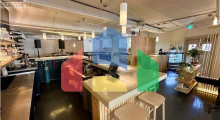 Commercial - Commercial/Retail - Vancouver, Canada - Canada