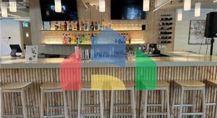 Commercial - Commercial/Retail - Vancouver, Canada - Canada