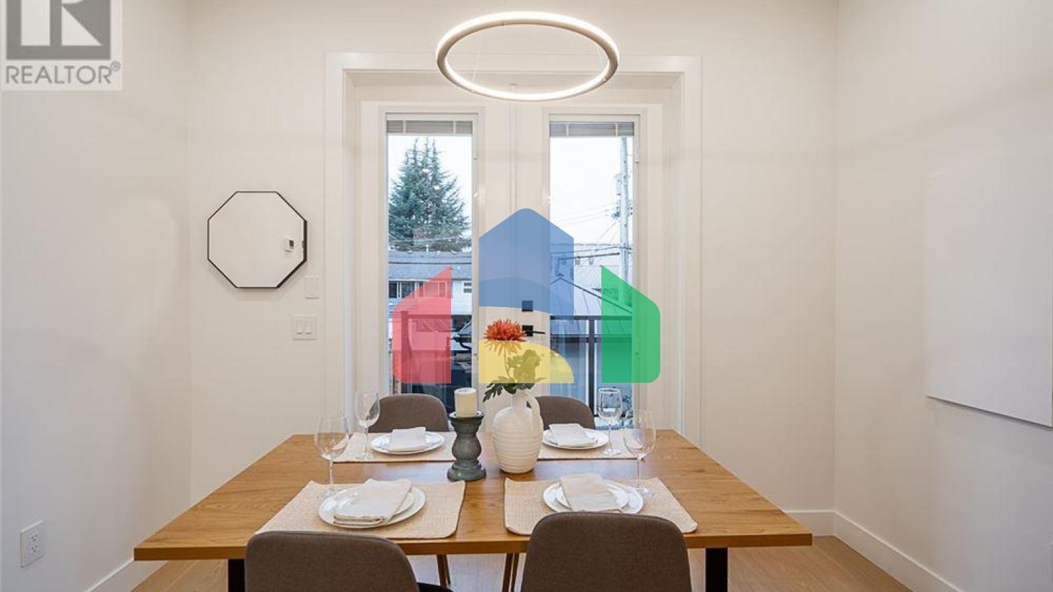 Residential - Condo/Apartment - Vancouver, Canada - Canada