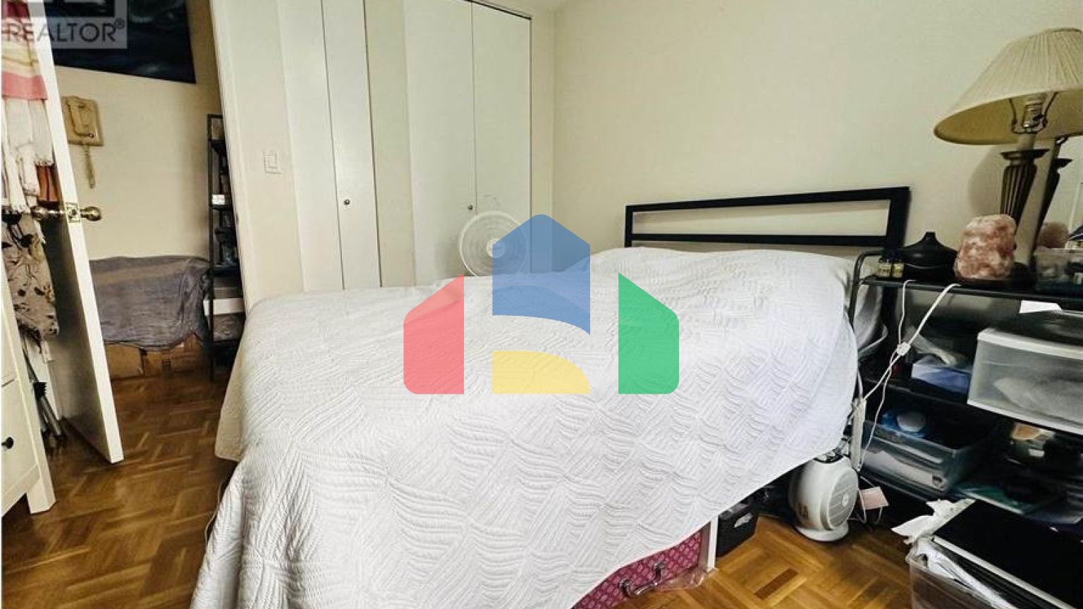 Residential - Single Family Home - Vancouver, Canada - Canada