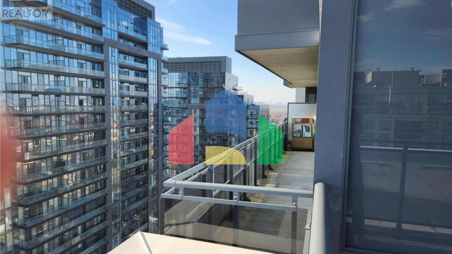 Residential - Condo/Apartment - Vaughan, Canada - Canada