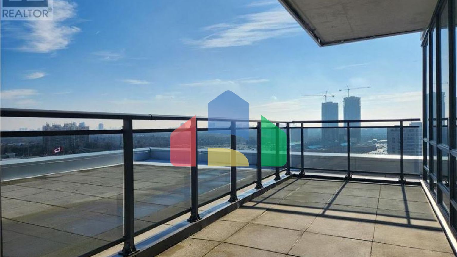 Residential - Condo/Apartment - Vaughan, Canada - Canada