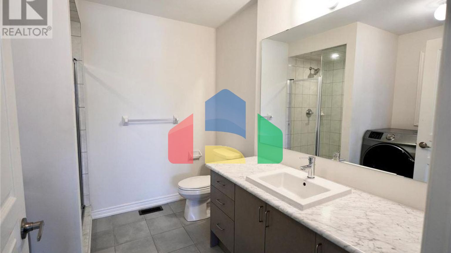 Residential - Single Family Home - Vaughan, Canada - Canada