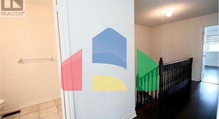 Residential - Single Family Home - Vaughan, Canada - Canada