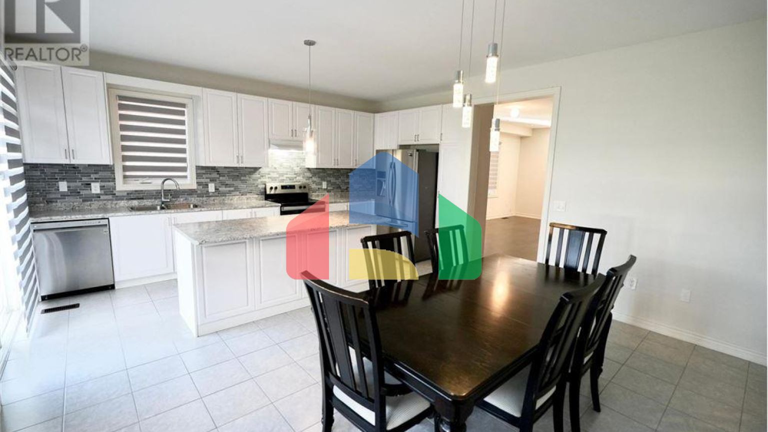 Residential - Single Family Home - Vaughan, Canada - Canada