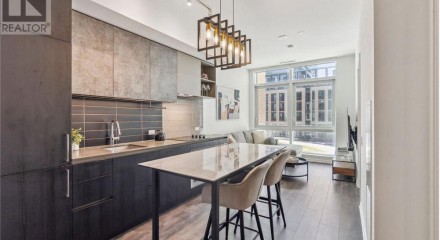 Residential - Condo/Apartment - Vaughan, Canada - Canada