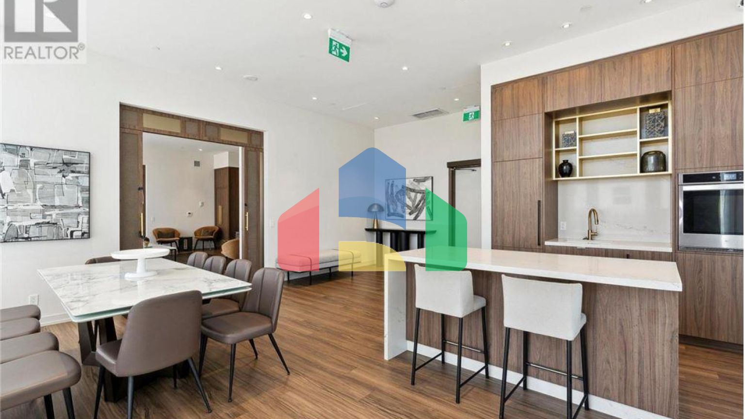 Residential - Condo/Apartment - Vaughan, Canada - Canada