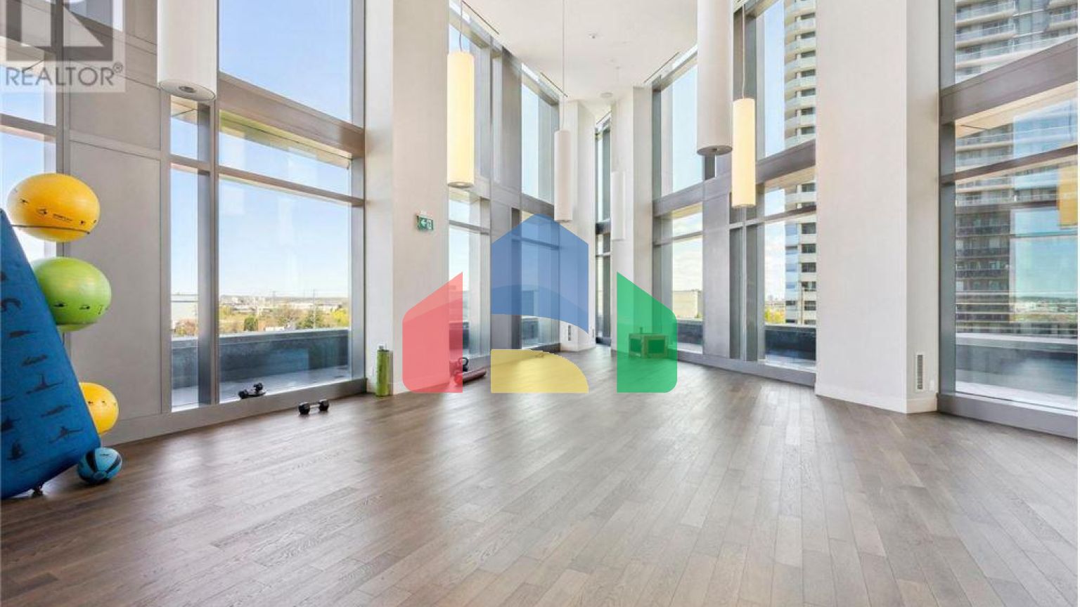 Residential - Condo/Apartment - Vaughan, Canada - Canada