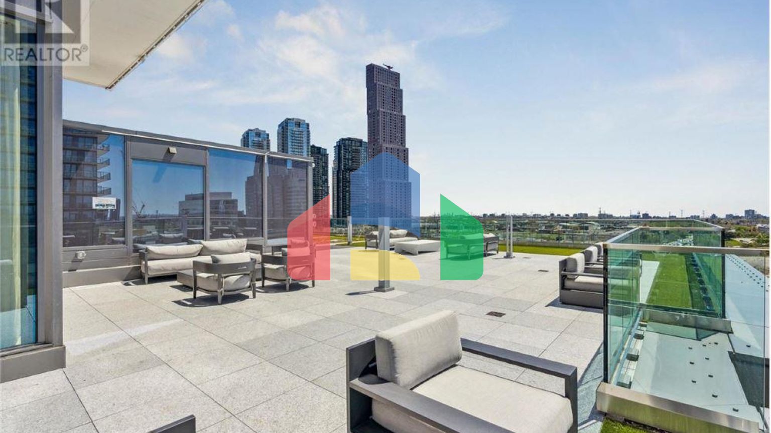 Residential - Condo/Apartment - Vaughan, Canada - Canada