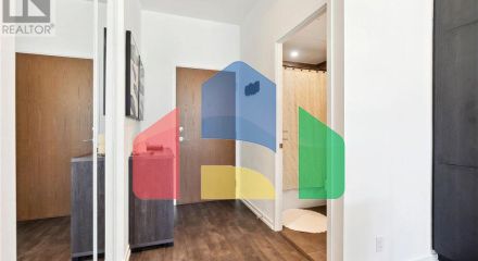 Residential - Condo/Apartment - Vaughan, Canada - Canada