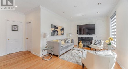 Residential - Single Family Home - Vaughan, Canada - Canada