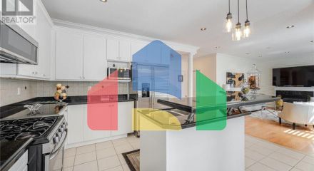 Residential - Single Family Home - Vaughan, Canada - Canada
