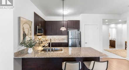 Residential - Condo/Apartment - Vaughan, Canada - Canada