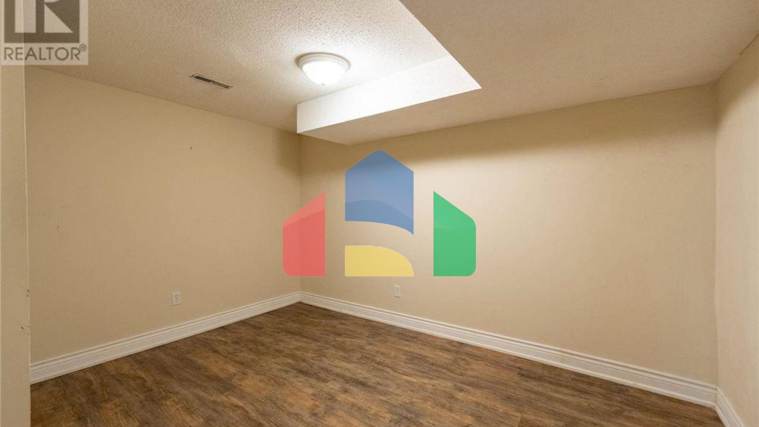 Residential - Single Family Home - Vaughan, Canada - Canada