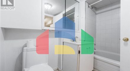 Residential - Single Family Home - Vaughan, Canada - Canada