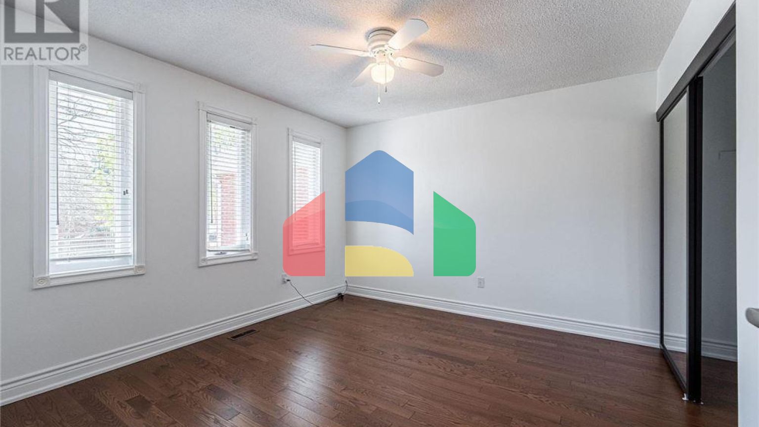 Residential - Single Family Home - Vaughan, Canada - Canada