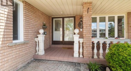 Residential - Single Family Home - Vaughan, Canada - Canada