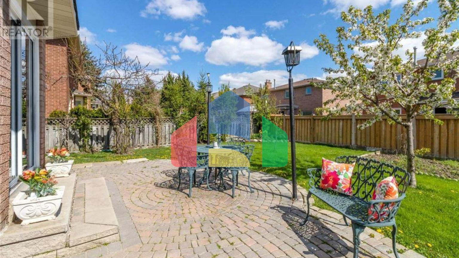 Residential - Single Family Home - Vaughan, Canada - Canada