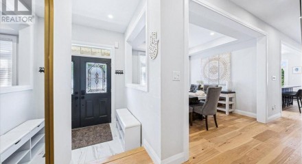 Residential - Single Family Home - Vaughan, Canada - Canada