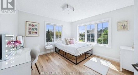 Residential - Single Family Home - Vaughan, Canada - Canada