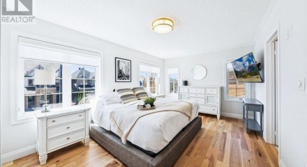 Residential - Single Family Home - Vaughan, Canada - Canada