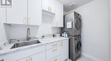 Residential - Single Family Home - Vaughan, Canada - Canada