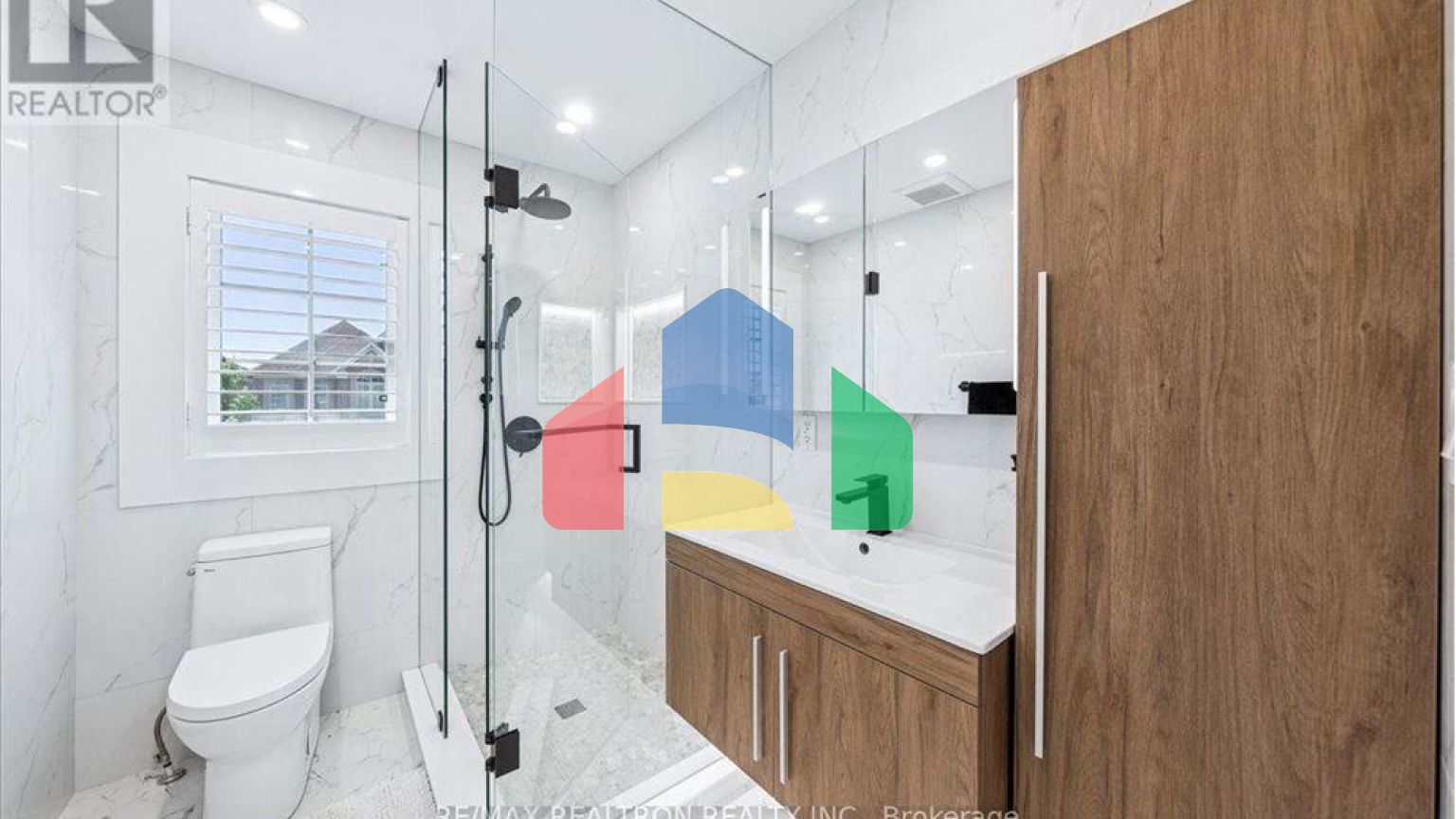 Residential - Single Family Home - Vaughan, Canada - Canada