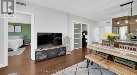 Residential - Condo/Apartment - Vaughan, Canada - Canada