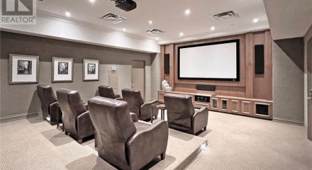 Residential - Condo/Apartment - Vaughan, Canada - Canada