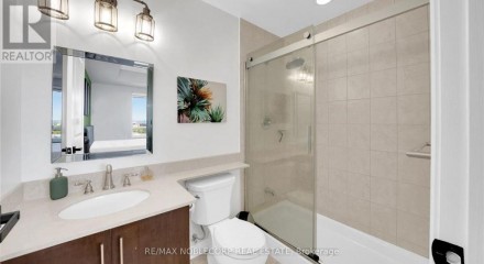 Residential - Condo/Apartment - Vaughan, Canada - Canada