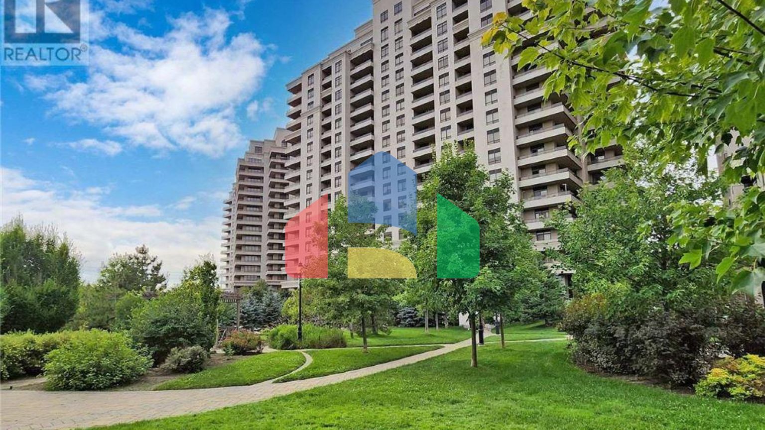 Residential - Condo/Apartment - Vaughan, Canada - Canada