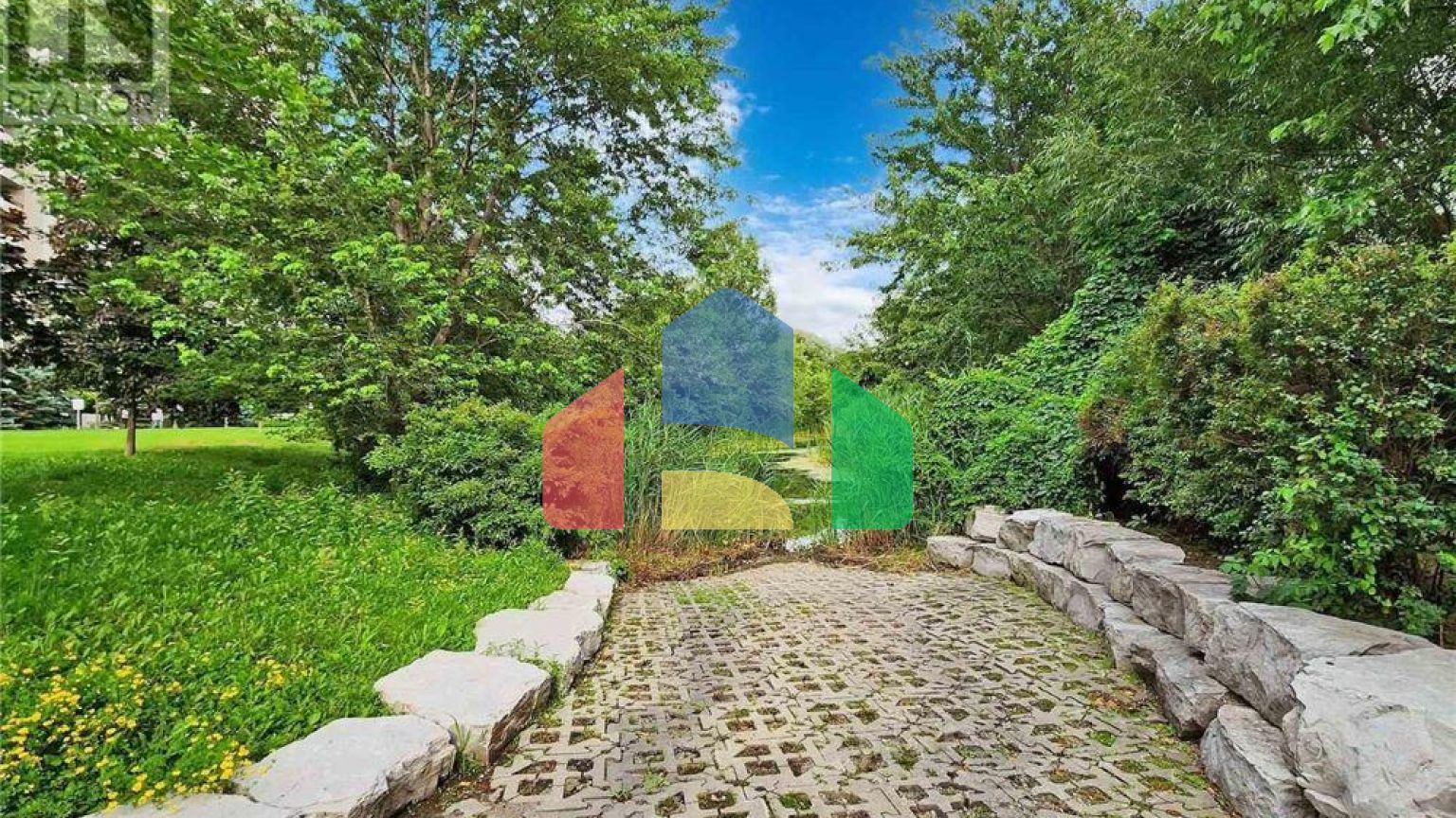 Residential - Condo/Apartment - Vaughan, Canada - Canada