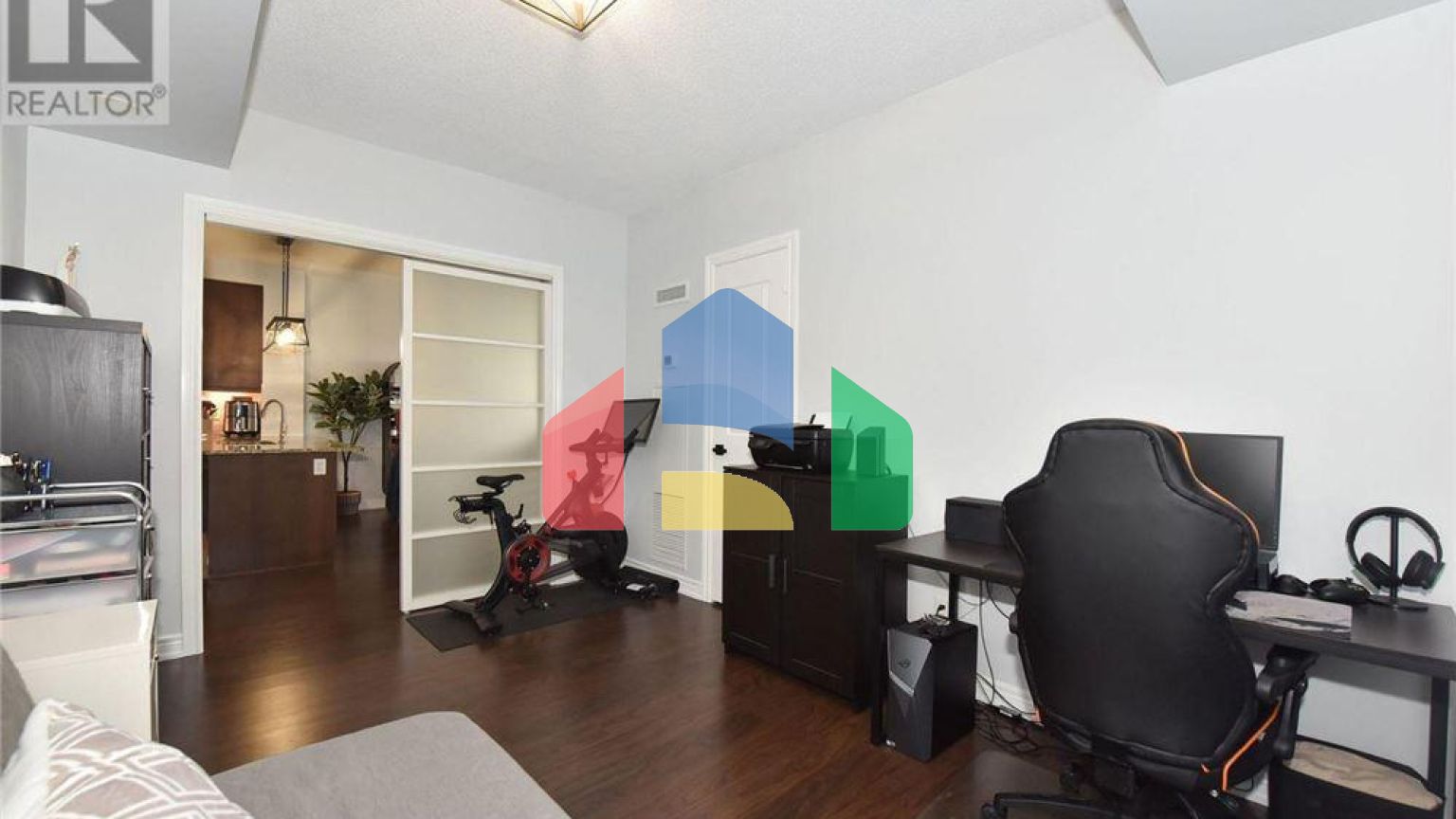 Residential - Condo/Apartment - Vaughan, Canada - Canada