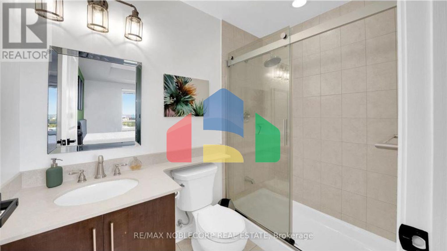 Residential - Condo/Apartment - Vaughan, Canada - Canada