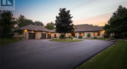 Residential - Single Family Home - Vaughan, Canada - Canada