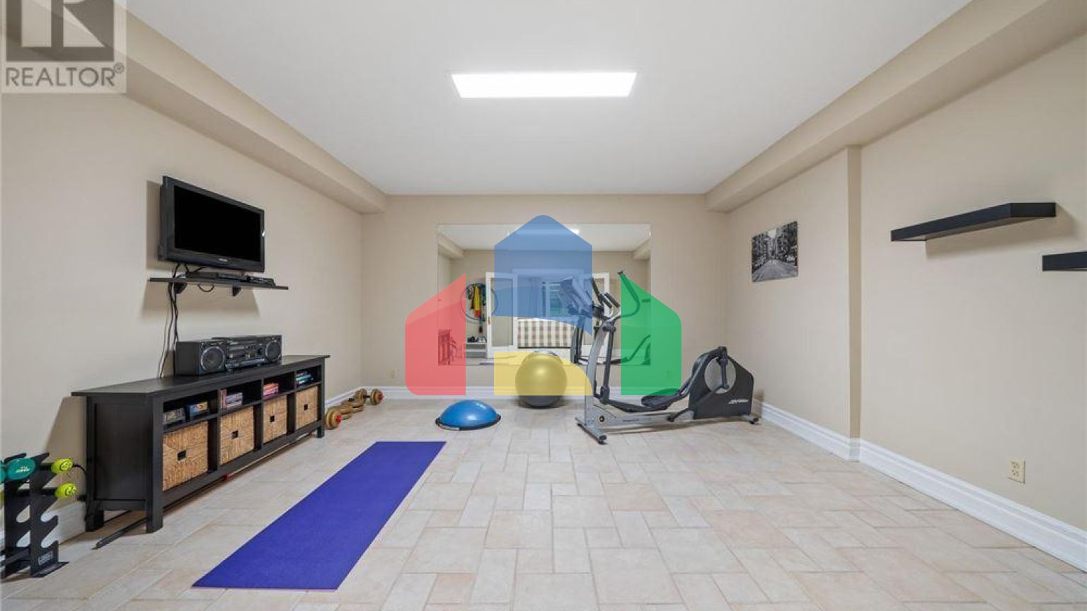 Residential - Single Family Home - Vaughan, Canada - Canada