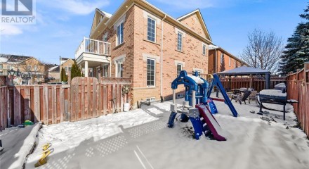 Residential - Single Family Home - Vaughan, Canada - Canada